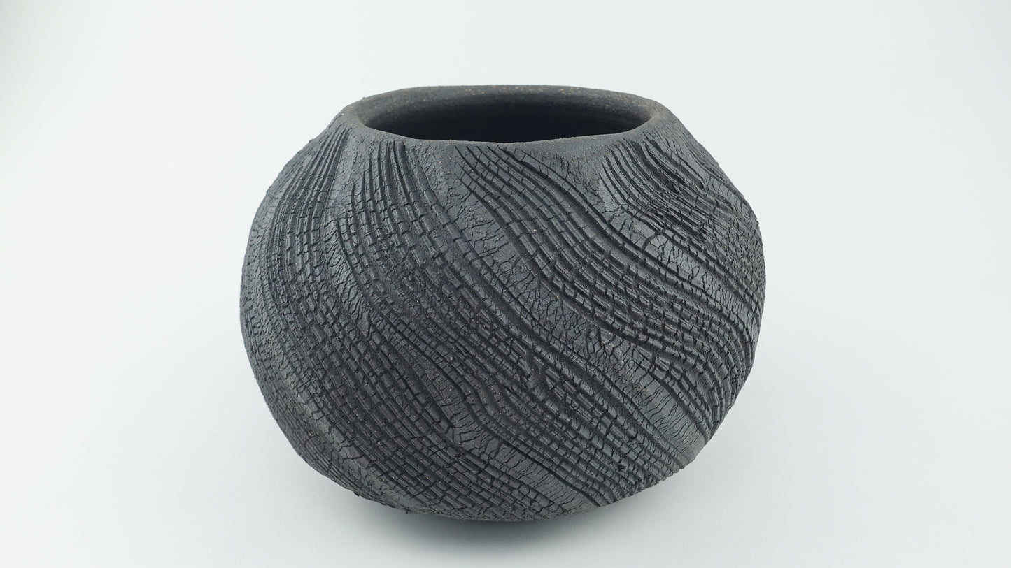 crackled round vase